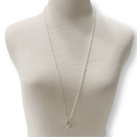 Handmade Cubed Swarovski Crystal Solitaire Pendant Silver Necklace & Earrings - Picture 4 of 7